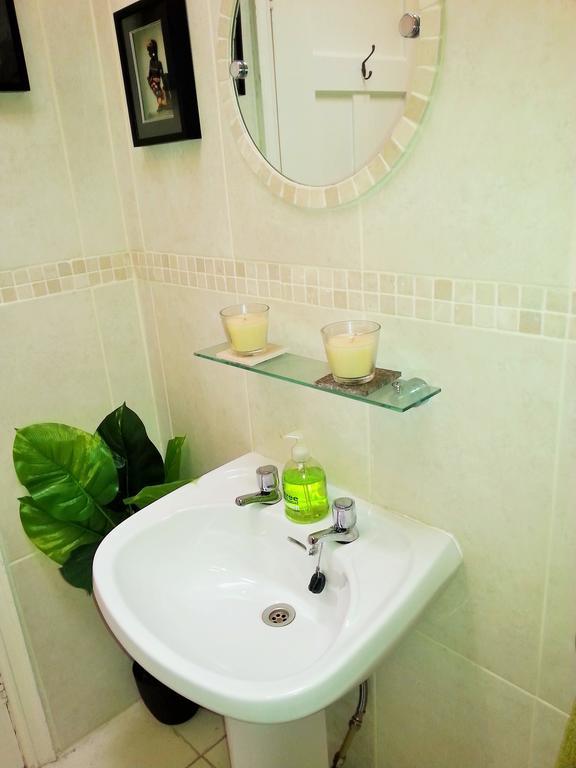 The Dell Dublin Bed and Breakfast Dun Laoghaire Εξωτερικό φωτογραφία